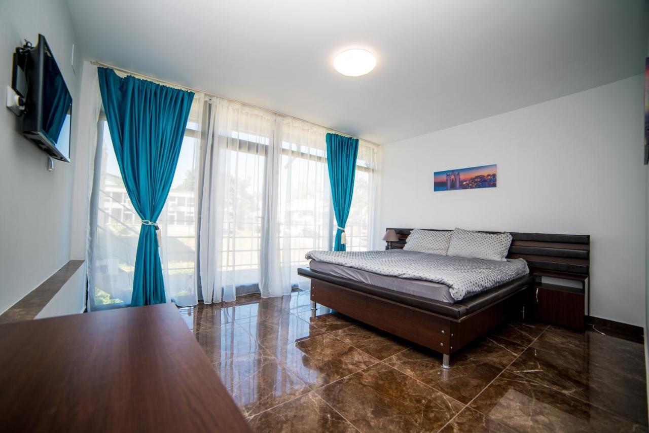 Vila Tributte Neptun Exteriér fotografie